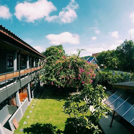 Chiangmai Moli Inn (Adults Only) Chiang Mai Exterior foto